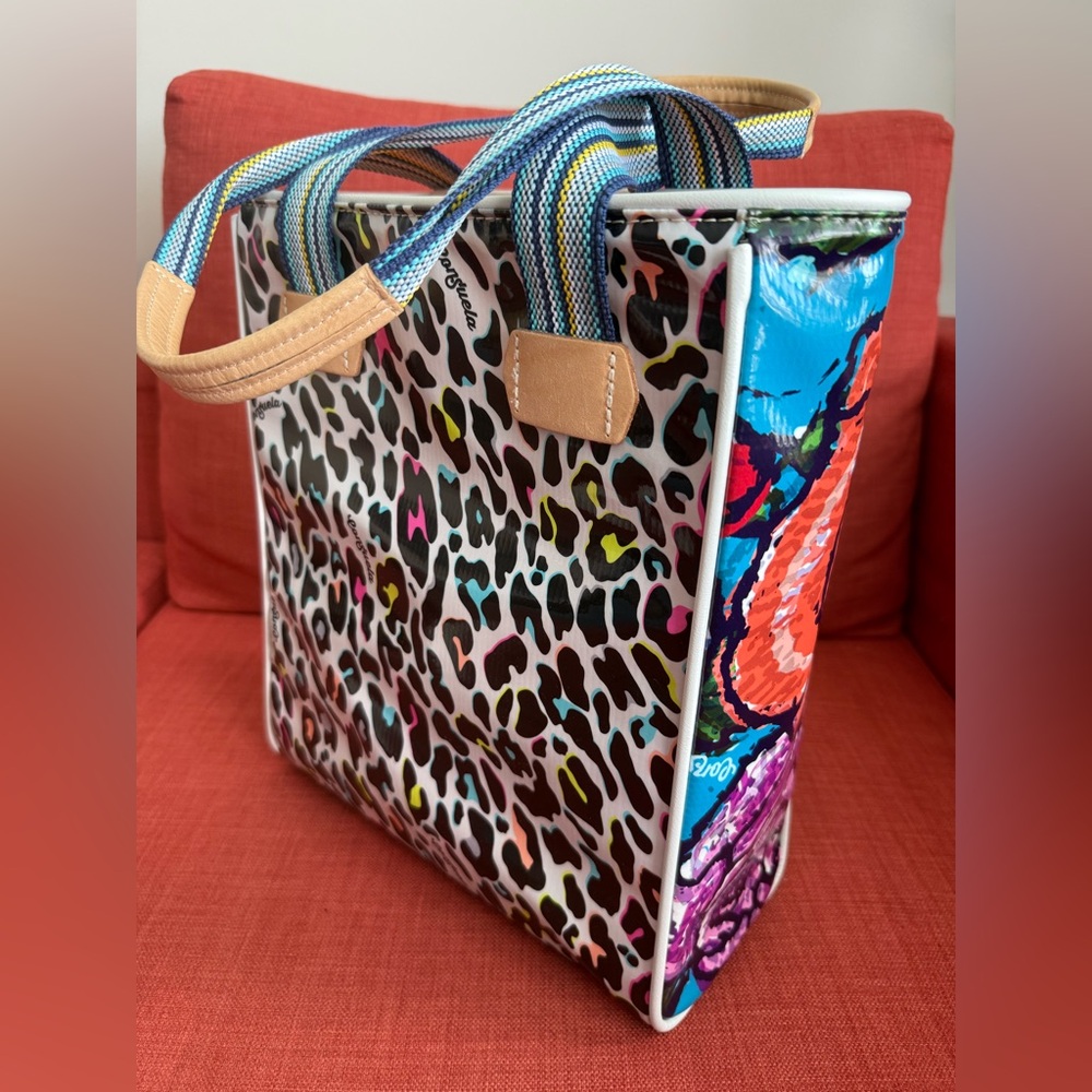 Consuela Coco Chica tote used only a few times. Hard to find pattern - Picture 9 of 9